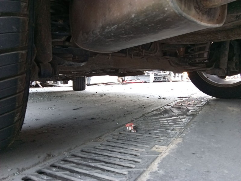 Recambio de puente trasero para nissan juke (f15) 1.6 referencia OEM IAM E5501BX6EA  