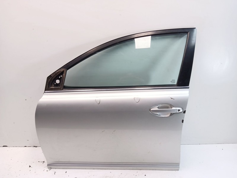 Recambio de puerta delantera izquierda para toyota avensis (_t25_) 1.8 (zzt251_) referencia OEM IAM 6700205030  
