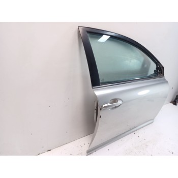 Recambio de puerta delantera derecha para toyota avensis (_t25_) 1.8 (zzt251_) referencia OEM IAM 6700105050  