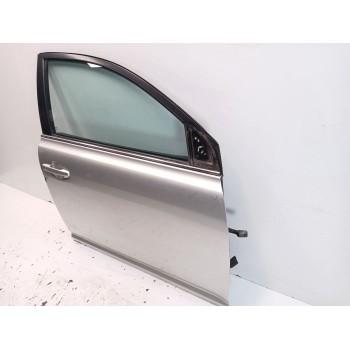 Recambio de puerta delantera derecha para toyota avensis (_t25_) 1.8 (zzt251_) referencia OEM IAM 6700105050  