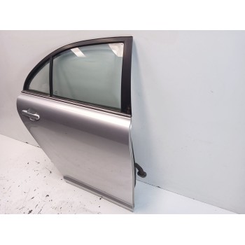 Recambio de puerta trasera derecha para toyota avensis (_t25_) 1.8 (zzt251_) referencia OEM IAM 6700305110  
