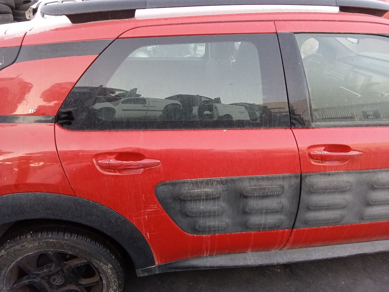 Recambio de puerta trasera derecha para citroën c4 cactus 1.6 bluehdi 100 referencia OEM IAM 9801070080  