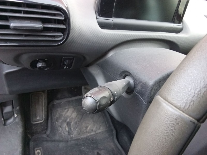 Recambio de mando multifuncion para citroën c4 cactus 1.6 bluehdi 100 referencia OEM IAM   