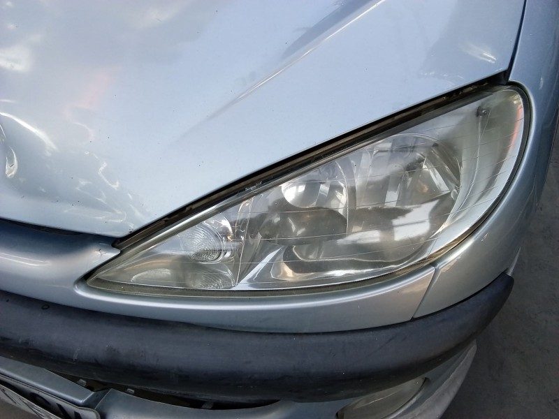 Recambio de faro izquierdo para peugeot 206 hatchback (2a/c) 1.4 i referencia OEM IAM 9628666880 6204s9 89001771