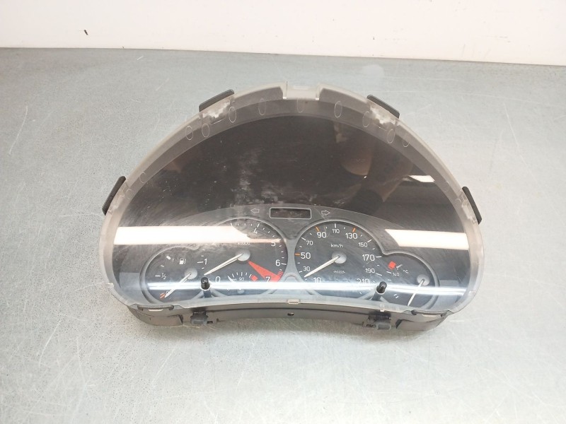 Recambio de cuadro instrumentos para peugeot 206 hatchback (2a/c) 1.4 i referencia OEM IAM 9645847180  