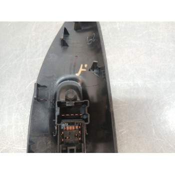 Recambio de mando elevalunas delantero derecho para nissan juke (f15) 1.6 referencia OEM IAM 254111KA5A  