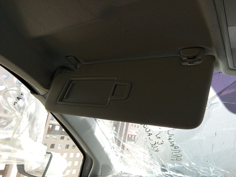 Recambio de parasol izquierdo para seat arona (kj7, kjp) 1.0 tsi referencia OEM IAM 5G0857551AG3H8 / 6F0857551C2F4  