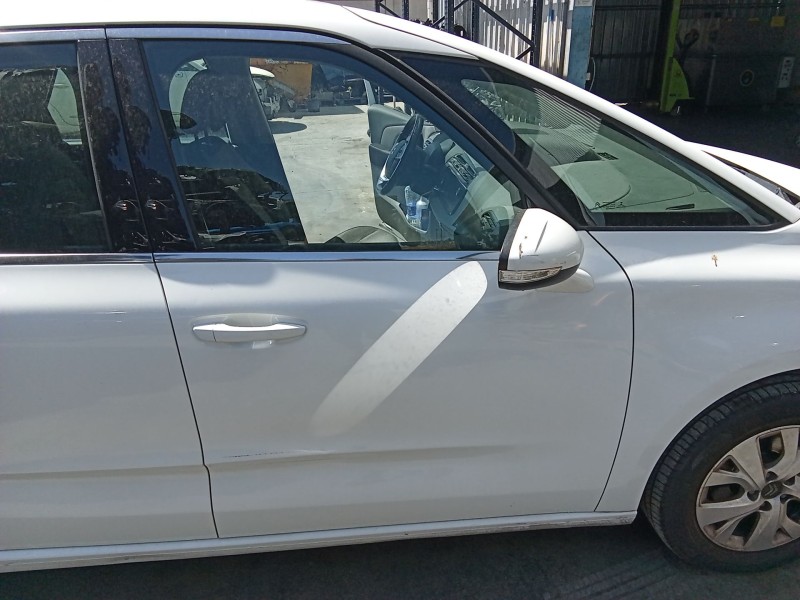 Recambio de puerta delantera derecha para citroën c4 picasso ii 1.2 thp 130 referencia OEM IAM 9801572480  
