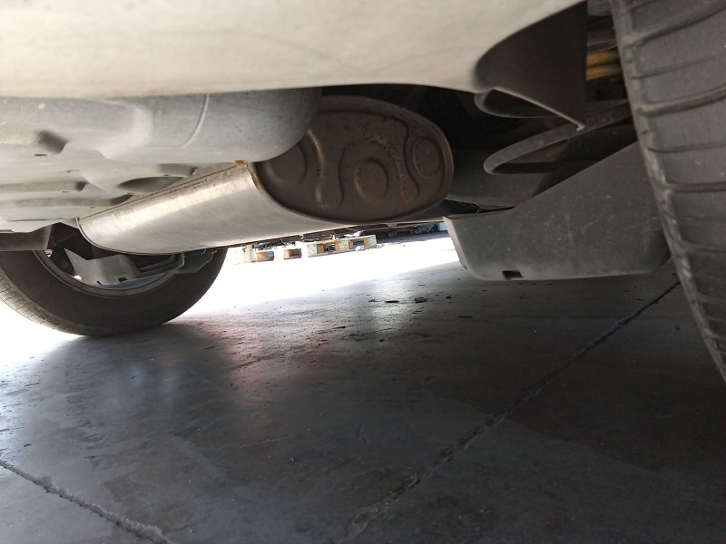 Recambio de puente trasero para citroën c4 picasso ii 1.2 thp 130 referencia OEM IAM 1647872380  
