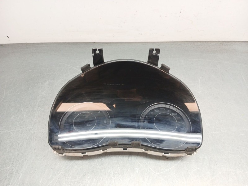 Recambio de cuadro instrumentos para hyundai i40 premium referencia OEM IAM 940113z050  