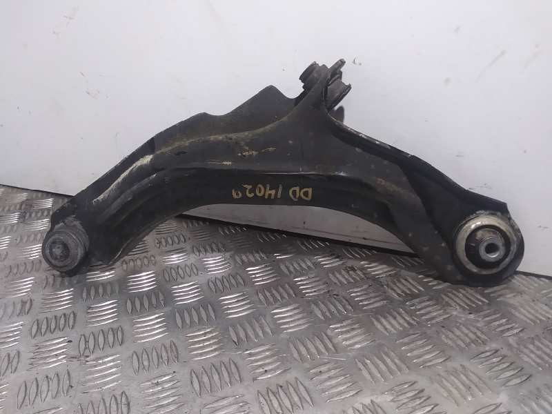 Recambio de brazo suspension inferior delantero derecho para renault clio iv limited referencia OEM IAM   