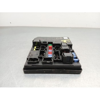 Recambio de caja reles / fusibles para nissan juke (f15) 1.6 referencia OEM IAM 24381C9900 284b71kaod 