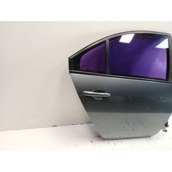 Recambio de puerta trasera derecha para nissan primera (p12) 2.2 di referencia OEM IAM 82100AV630  