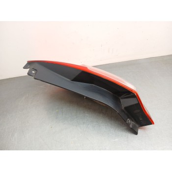 Recambio de piloto trasero derecho para ford fiesta vi (cb1, ccn) 1.25 referencia OEM IAM 8A6113404A  