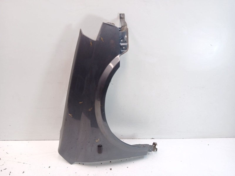 Recambio de aleta delantera derecha para nissan primera (p12) 2.2 di referencia OEM IAM 63100AV630  