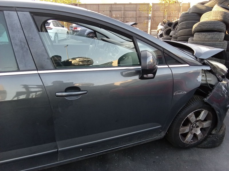 Recambio de puerta delantera derecha para peugeot 5008 (0u_, 0e_) 1.6 hdi referencia OEM IAM 9004AV  