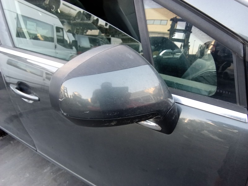 Recambio de retrovisor derecho para peugeot 5008 (0u_, 0e_) 1.6 hdi referencia OEM IAM   