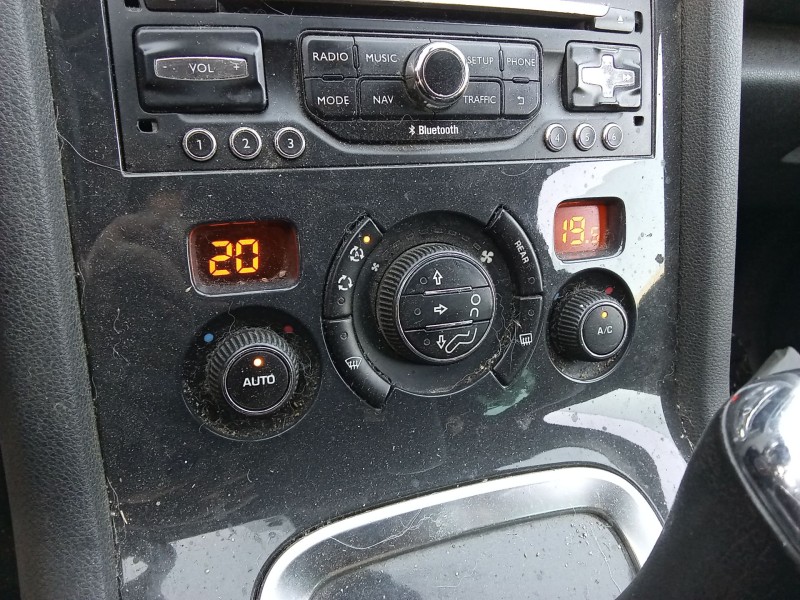 Recambio de mando climatizador para peugeot 5008 (0u_, 0e_) 1.6 hdi referencia OEM IAM   