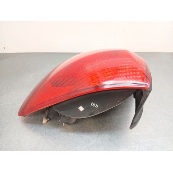 Recambio de piloto trasero derecho para kia rio i hatchback (dc) 1.3 referencia OEM IAM ok34w51150d  