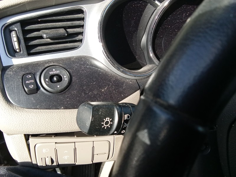 Recambio de mando luces para kia cee´d sportswagon (jd) 1.6 crdi 128 referencia OEM IAM   