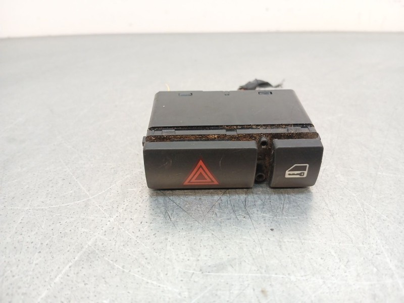 Recambio de warning para bmw 3 touring (e46) 320 d referencia OEM IAM 61318368920  