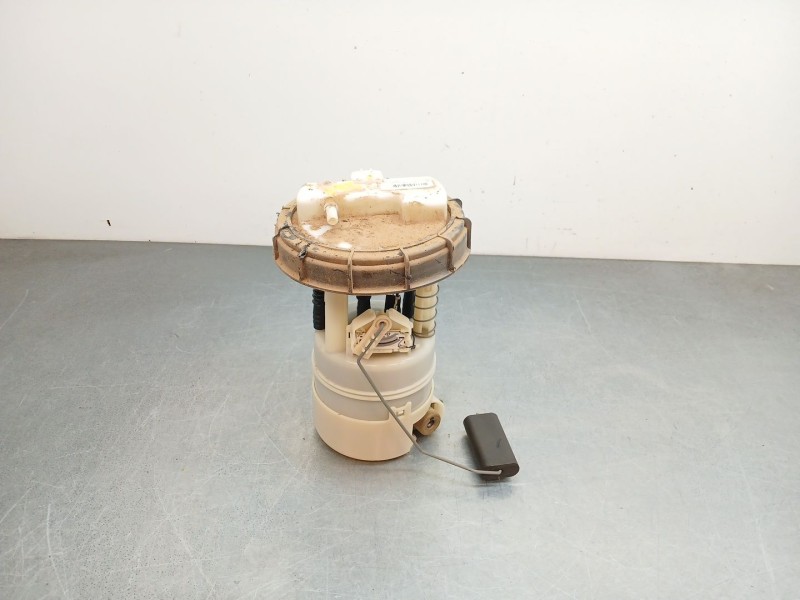Recambio de bomba combustible para nissan juke (f15) 1.6 referencia OEM IAM 170401KA0A 170409u01c 