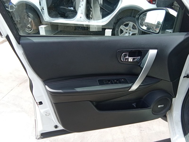 Recambio de guarnecido puerta delantera izquierda para nissan qashqai i (j10, nj10) 1.5 dci referencia OEM IAM   