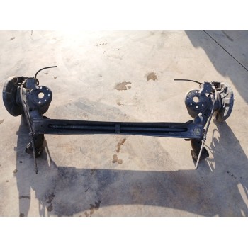 Recambio de puente trasero para kia carens ( ) drive referencia OEM IAM 55100A4560  