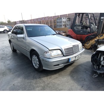 mercedes-benz clase c (w202) del año 2000