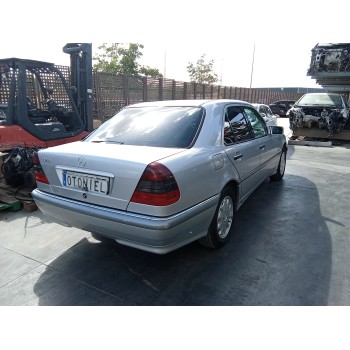 mercedes-benz clase c (w202) del año 2000