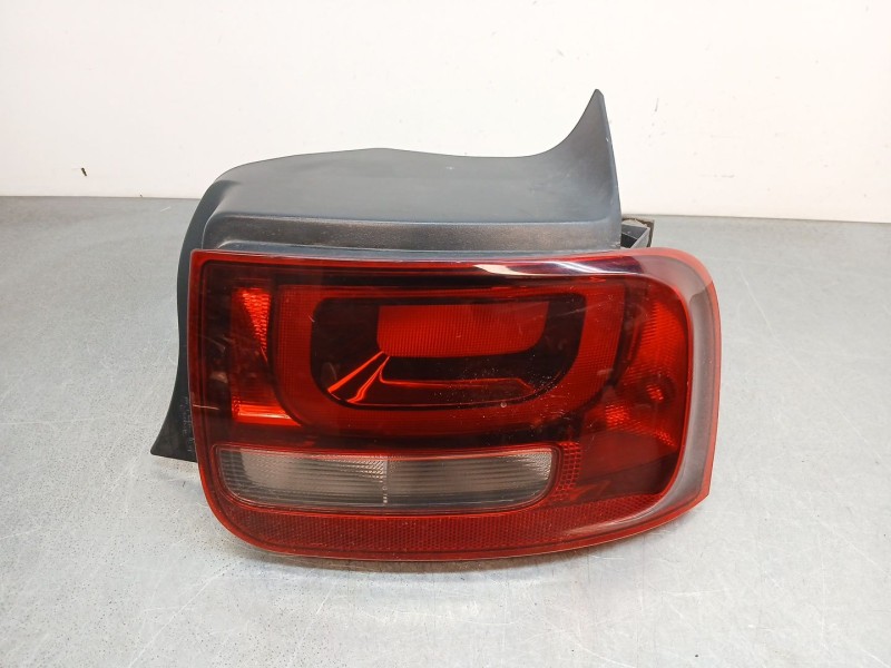 Recambio de piloto trasero derecho para citroën c4 cactus 1.6 bluehdi 100 referencia OEM IAM 9800916080  