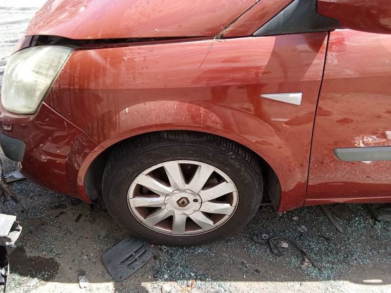 Recambio de aleta delantera izquierda para renault grand scénic ii (jm0/1_) 1.9 dci (jm14) referencia OEM IAM 8200020568  