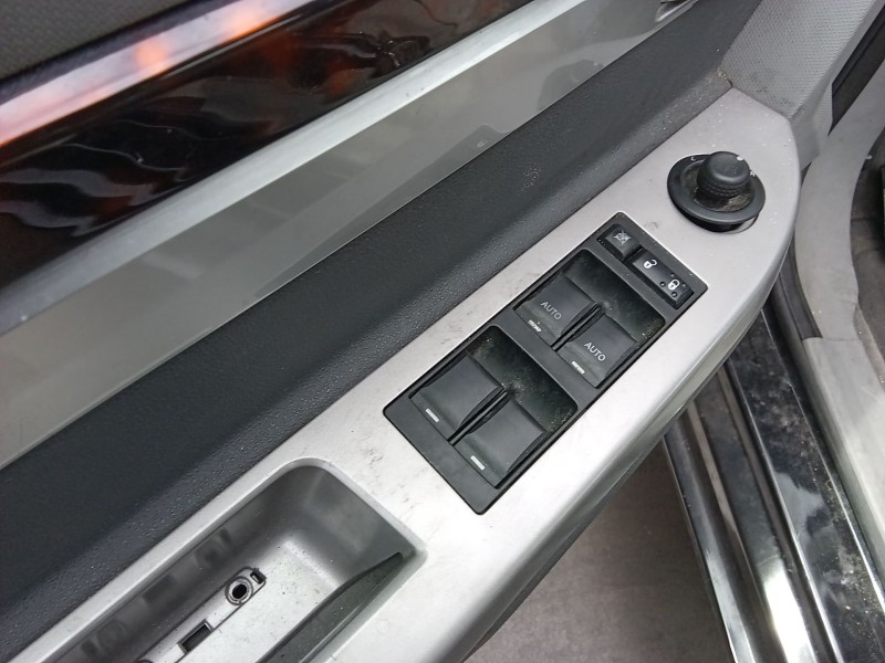 Recambio de mando elevalunas delantero izquierdo para chrysler sebring (js) 2.0 crd referencia OEM IAM 04602781AA  