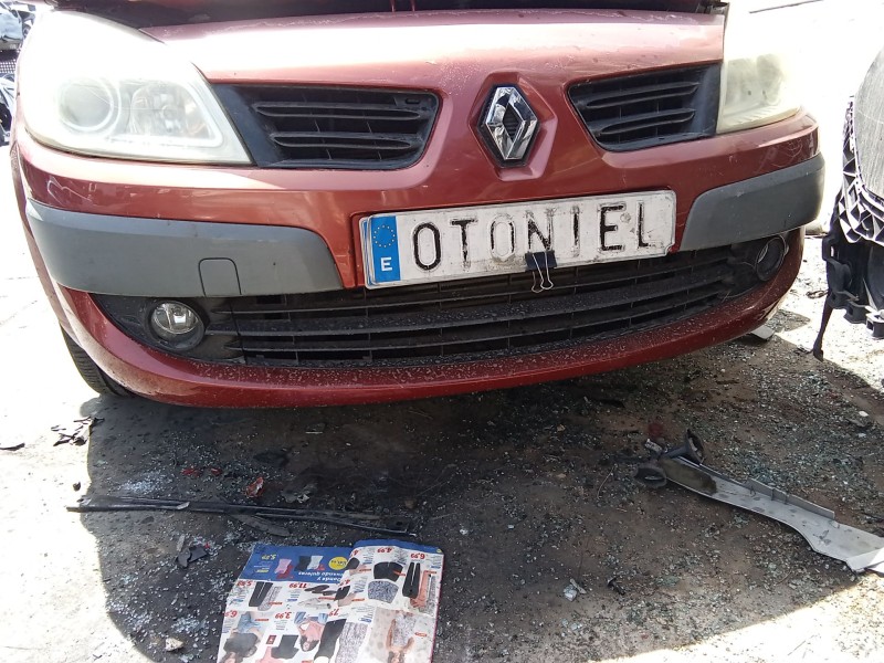 Recambio de paragolpes delantero para renault grand scénic ii (jm0/1_) 1.9 dci (jm14) referencia OEM IAM 7701477299  