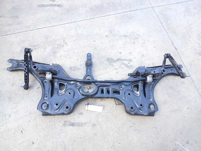 Recambio de puente delantero para seat ibiza v (kj1, kjg) 1.0 tsi referencia OEM IAM 2Q0411303M  