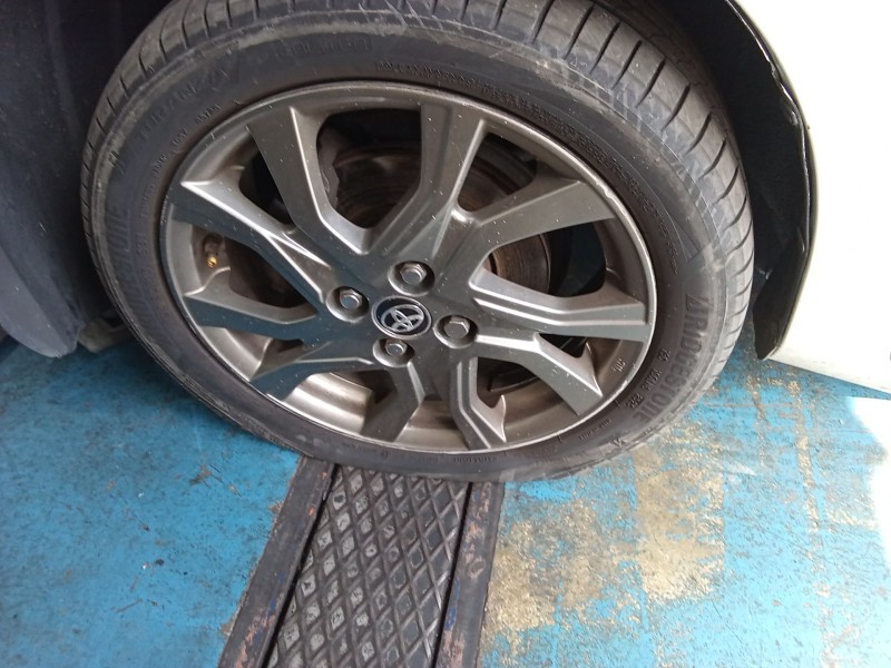 Recambio de llanta para toyota yaris (_p13_) 1.4 d (nlp130_) referencia OEM IAM 426110DC70 X1 16 PULGADAS