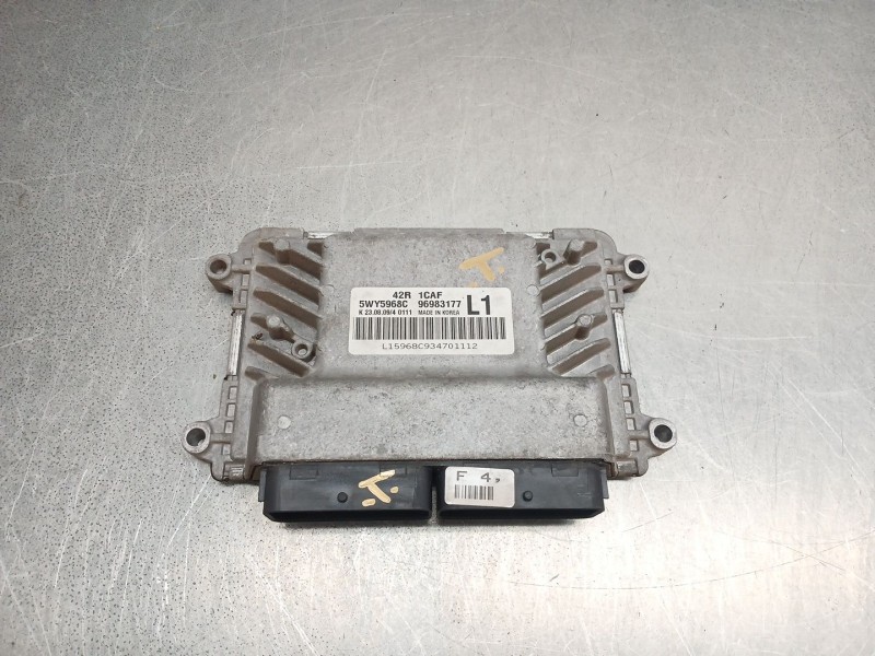 Recambio de centralita motor uce para chevrolet aveo / kalos hatchback (t250, t255) 1.2 referencia OEM IAM 96983177  