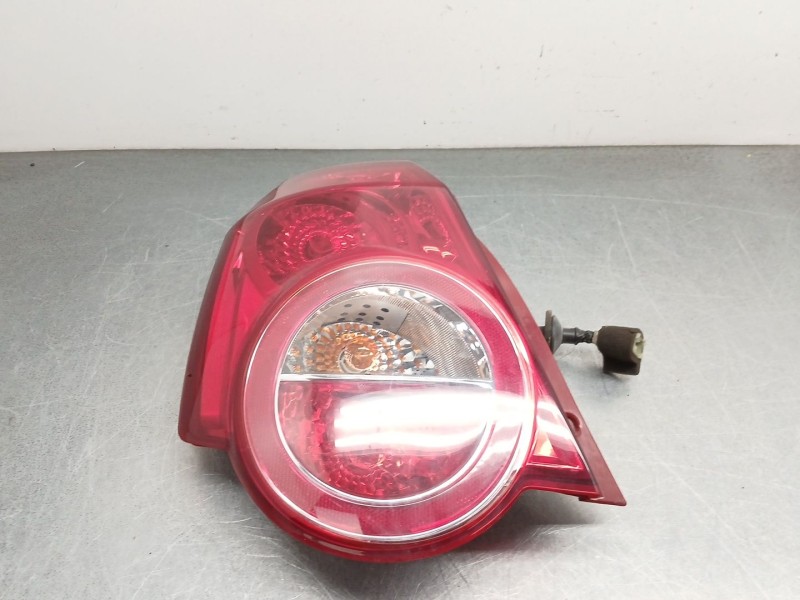 Recambio de piloto trasero izquierdo para chevrolet aveo / kalos hatchback (t250, t255) 1.2 referencia OEM IAM 95952066  