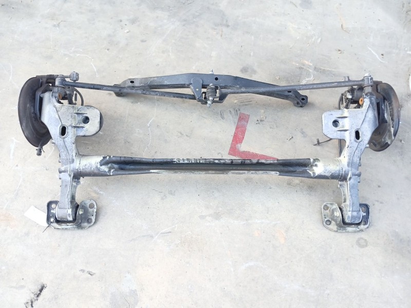 Recambio de puente trasero para opel astra j sports tourer (p10) 1.6 cdti (35) referencia OEM IAM 13427776  