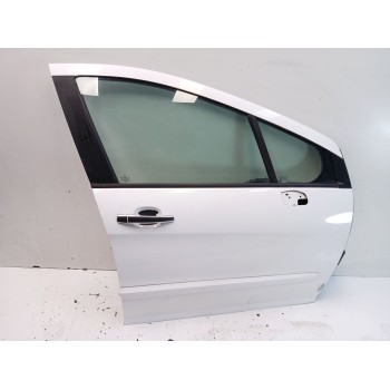 PUERTA DELANTERA DERECHA 9004CC 