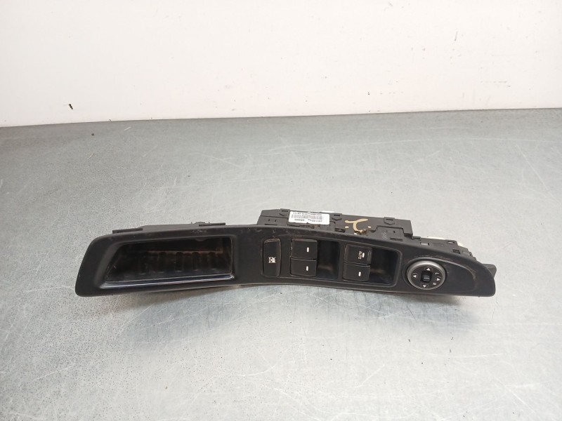 Recambio de mando elevalunas delantero izquierdo para hyundai i20 ii (gb, ib) 1.2 referencia OEM IAM 2991344517 gb0069 