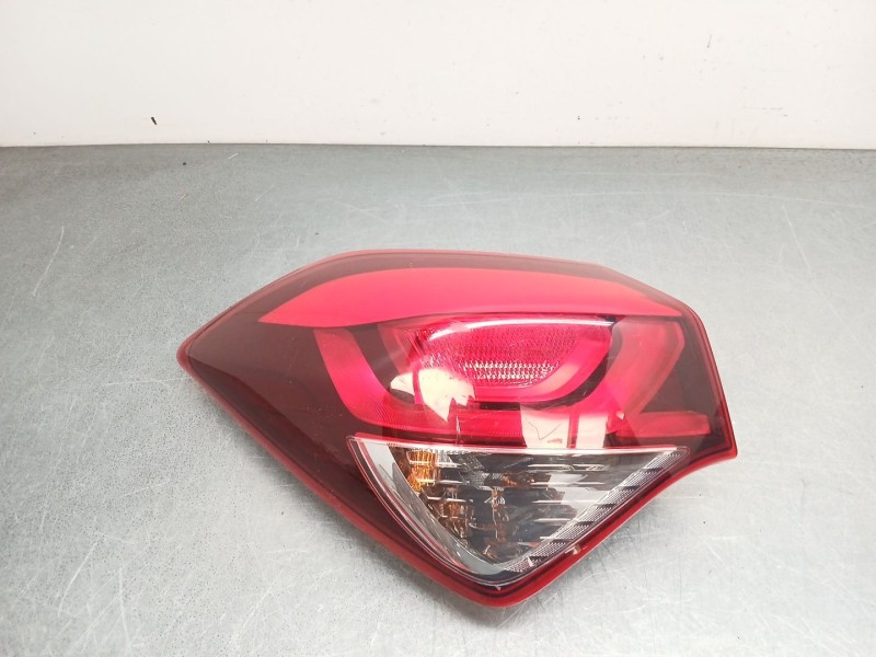 Recambio de piloto trasero izquierdo para hyundai i20 ii (gb, ib) 1.2 referencia OEM IAM 92401c8000  