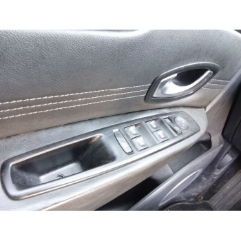 MANDO ELEVALUNAS DELANTERO IZQUIERDO 809610017R 