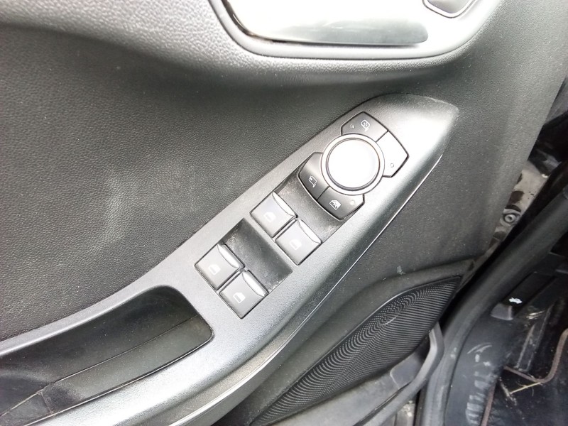 Recambio de mando elevalunas delantero izquierdo para ford fiesta vii (hj, hf) 1.0 ecoboost referencia OEM IAM 2485592  