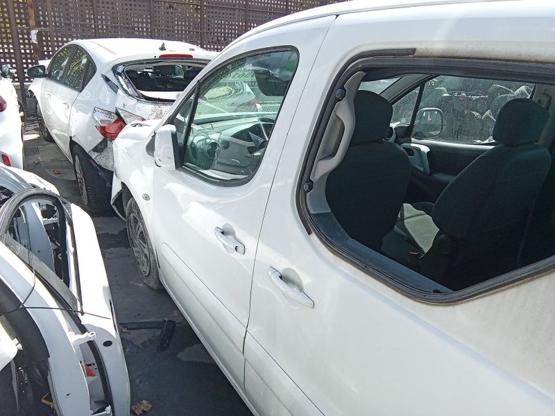 Recambio de puerta delantera izquierda para citroën berlingo multispace (b9) 1.6 hdi 90 referencia OEM IAM 9002Z3  