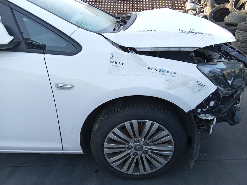 Recambio de aleta delantera derecha para opel astra j (p10) 1.6 cdti (68) referencia OEM IAM 13390003  