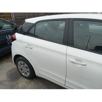 Recambio de puerta trasera derecha para hyundai i20 ii (gb, ib) 1.2 referencia OEM IAM 77004C8000  