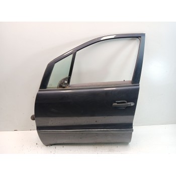 PUERTA DELANTERA IZQUIERDA A1687200305 