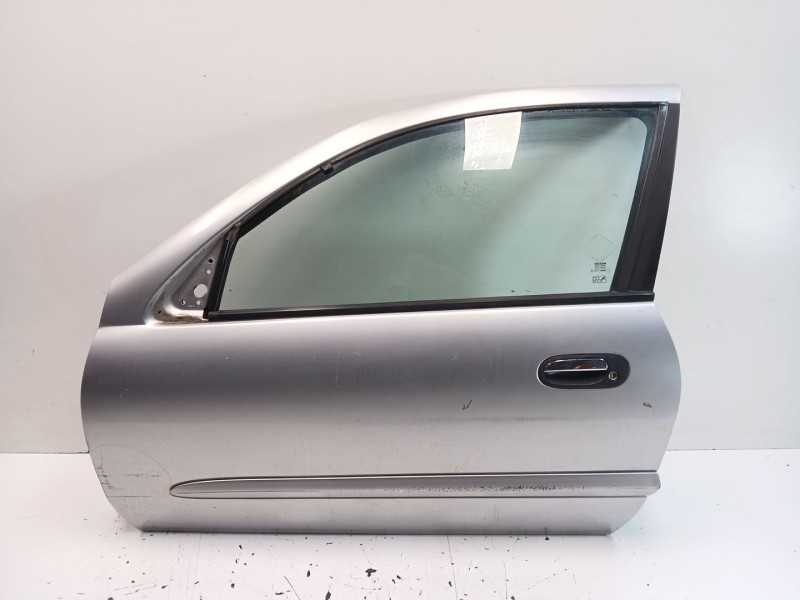 Recambio de puerta delantera izquierda para nissan almera ii hatchback (n16) 1.5 referencia OEM IAM 801015M332  