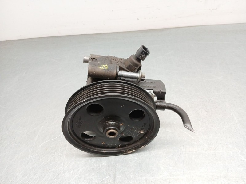 Recambio de bomba direccion para ford focus ii (da_, hcp, dp) 1.6 referencia OEM IAM 4M513A696  